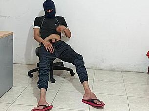 My stepsister wants to fuck and I gave my big cock to her