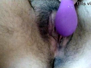 i orgasm hard using my vibrator