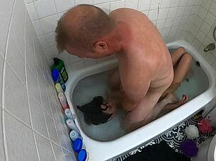 is candy cruise choking on cock in bathtub?