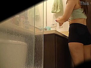 Spying on My Argentine Stepsister Milet Peeing in Secret