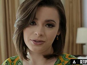 Natural Beauty Dharma Jones Makes Dilf Cum On Her Ass