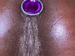 Anal Plug Triggers Easy Pussy Squirt