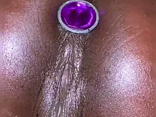 Anal Plug Triggers Easy Pussy Squirt