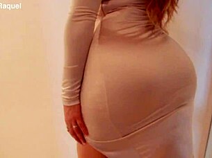 Big Booty Latina Dances For Camera!