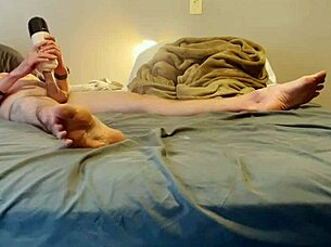 First Video Stroking Vibrating Blowjob Toy Solo