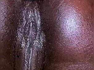 Anal Plug Triggers Easy Pussy Squirt