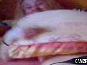 blonde teen 18+ performs in free amateur porn video scene