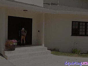 i seduce my squirting bff