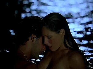 Kelly Brook nude on the beach!