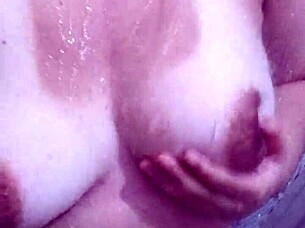 quero sentir sua porra quentinha escorrendo em mim com big tits curvy submissive toys 💦😍