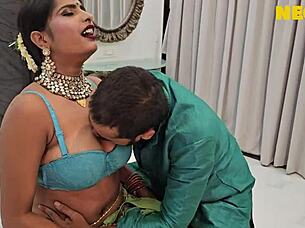 Very hungry indian mature bhabhi seduces and fucked from her boyfriend hardcore sex