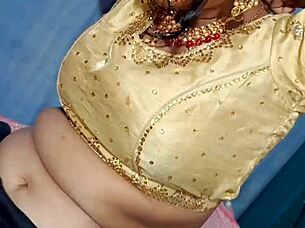 most beautiful married bhabhi gives blowjob