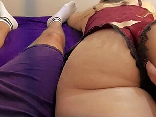 el culo sexy de la mam� de mi novia me domina