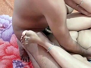 Indian big ass gets anal in hidden camera