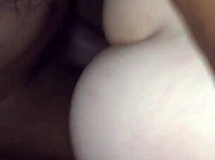 Watch That Wet Pussy Squirt Everywhere!