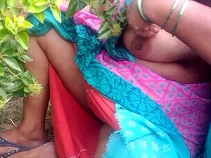 Indian Aunty With Big Boobs Fucks Husband In Dorm While Roommate Watches