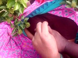 Indian Aunty With Big Boobs Fucks Husband In Dorm While Roommate Watches