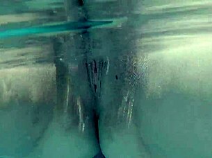 Two Latina BBWs Rim Older Guy