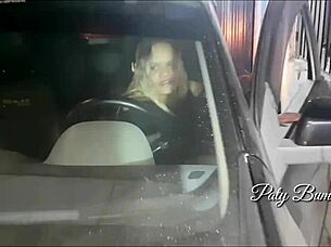 Car Breaks Down In The Favela On Red Light.