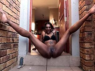 Sexy Indian girl shows off her piss in compilation