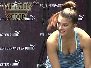 Jacqueline fernandez performs hot exercise routine in detailed video