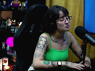 Would you suck martina oliveira's tits in this naked video?