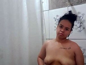 tomando banho gostoso e dedilhando minha bucetinha no chuveiro, she moans in pov ass teen 18+ latina pornstar brunette big ass orgasm