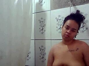 tomando banho gostoso e dedilhando minha bucetinha no chuveiro, she moans in pov ass teen 18+ latina pornstar brunette big ass orgasm