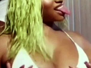 nicki minaj's big ass close up