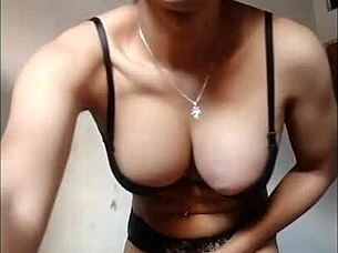 Amateur shemale in black bra and stockings cums on handkerchief