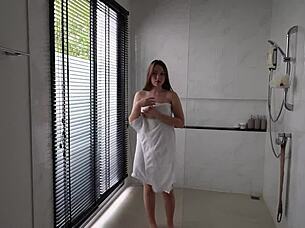 stepsister caught stepbrother peeping on her in the shower 😳