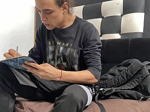 Helping my sweet submissive neighbor after a discovery - in Spanish.