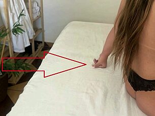Married Latina Gets Wet Pussy During Amateur Massage.