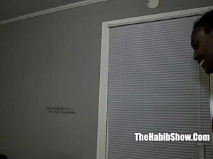 Cocoa Kat fucked in trap by worker 😏