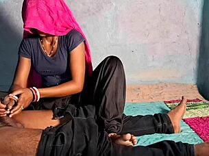 Desi bhabhis in black salwar fuck the teacher hard in hot sex video