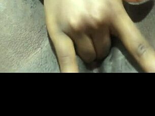 Black Woman Masturbates Her Wet Pussy Solo