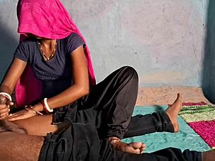 Desi bhabhis in black salwar fuck the teacher hard in hot sex video