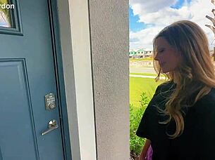 sydney ryan came for a massage and got blacked raw, it was intense.