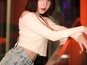 Airi Habita Jerk Off Challenge Part 2!