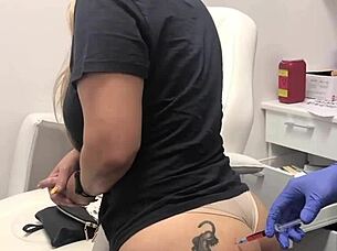 Blonde Client With Butt Tattoo Gets Injection In Spa Session 2.