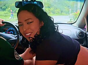 milf deisyyeraldine swallows uber driver's cum in medellin car 😈