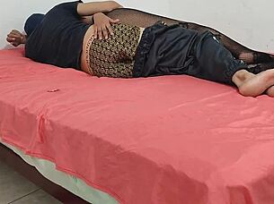 In homemade video, fucking stepsister's asshole with ass shaking