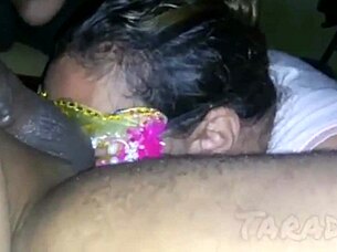 Puta tomando leitinho de pica orgasm?