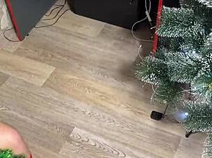 step sister showed me her christmas costume and gave me her holes as a gift?