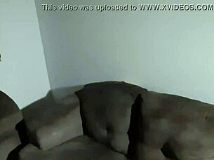 esquentando o caralho para sentar depois