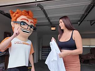 from browsing garage sale to getting plowed by lola pearl