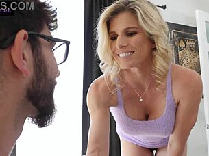 Hot milf offers asshole to daughter's boyfriend for anal creampie