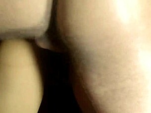 magrinha sentando gostoso na pica do cunhado, moaning bent over bareback