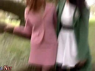 Heeled Ho Gets Rubbed