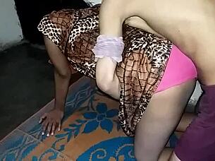 Round Back Indian Teen Girl Having Sex with Beauty 😍